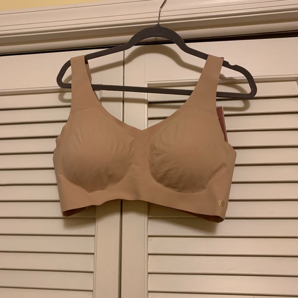 NWT Honeylove V-Neck Bra